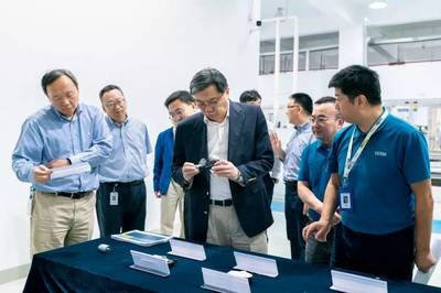 上汽集團(tuán)黨委書(shū)記、董事長(zhǎng)陳虹一行深入市場(chǎng)調(diào)研，共話產(chǎn)業(yè)發(fā)展新機(jī)遇